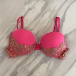 F21 Hot Pink Push Up Double Padded Bra